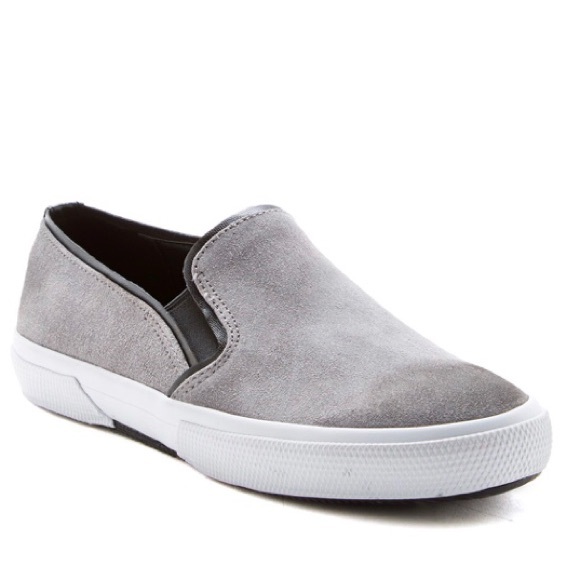 Kenneth Cole Reaction Shoes - ✨KENNETH COLE Reaction Gray Suede Leather Slip on